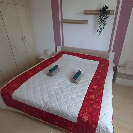 - Seerose 50 M2 Neufeldersee * Ebenfurth