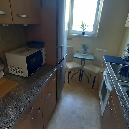 - Seerose 50 M2 Neufeldersee Apartment *