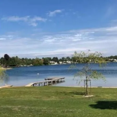 - Seerose 50 M2 Neufeldersee شقة *